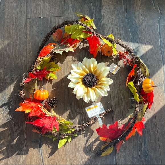 Brand New!! 6ft Fall Garland With Pumpkin  + Flower - Picture 1 of 4